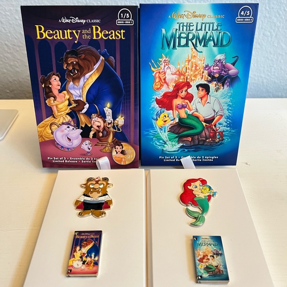 Disney Princess Limited Release Pin Set of 2 - Picture 1 of 8